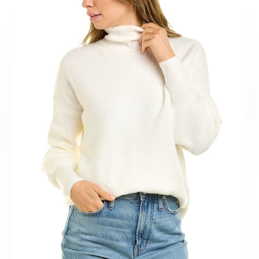 NWT French Connection ribbed wool sweater white size medium